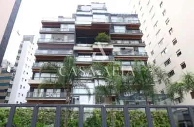 Cobertura duplex no itaim bibi com 162,76 m² sendo: 2 suítes, 3 vagas e depósito privativo.
