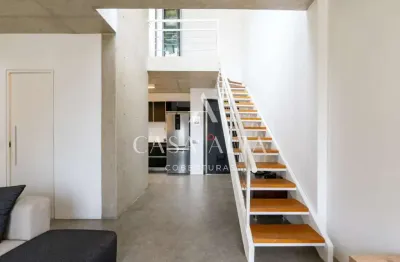 Cobertura duplex no panamby com 140 m² a.u. sendo: 1 dormitório e 3 vagas de garagem.