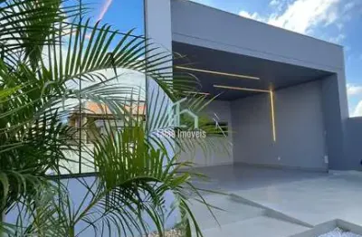 Casa alto padrão, com 145m2 construídos, ótimo padrão de qualidade!