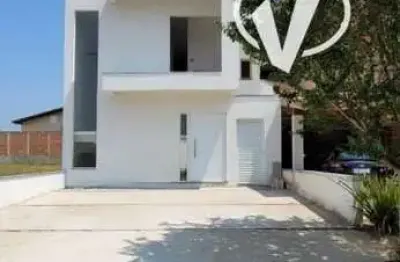 Casa em condomínio fechado com 3 quartos à venda no Condomínio Residencial e Comercial Laguna, Pindamonhangaba 