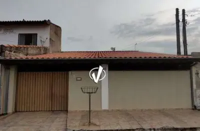Casa com 3 quartos à venda no Conjunto Habitacional Terra dos Ipês I (Sul), Pindamonhangaba 