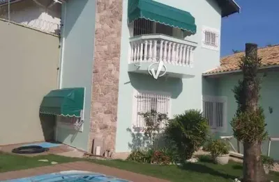Casa com 4 quartos à venda na Vila Rica, Pindamonhangaba 
