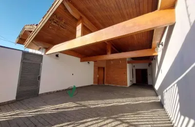 Casa com 4 quartos à venda na Vila Nair, Pindamonhangaba 