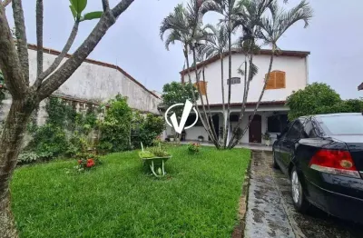 Casa com 4 quartos à venda no Crispim, Pindamonhangaba 