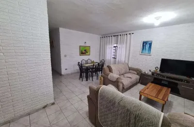 Casa com 3 quartos à venda no Conjunto Habitacional Terra dos Ipês I (Norte), Pindamonhangaba 