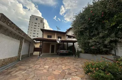 Casa com 4 quartos para alugar no Tabaú, Pindamonhangaba 
