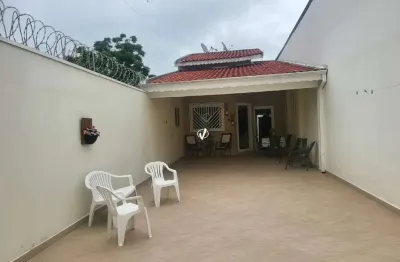 Casa com 2 quartos à venda na Vila São Judas Tadeu, Pindamonhangaba 