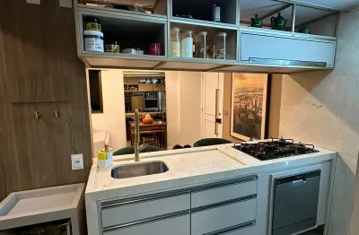 Apartamento com 2 quartos para alugar na Rua Guilherme Pinto, 001, Graças, Recife