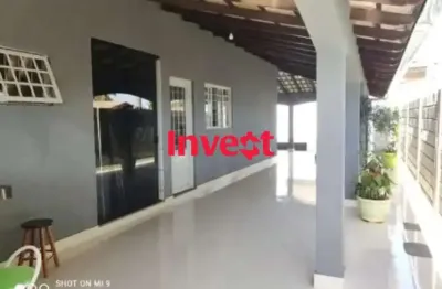 Casa colônial, dentro de condomínio , 3 suítes , lazer completo , localização excelente no conjunto 04 em arniqueira .