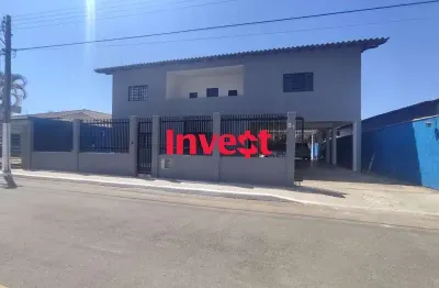 Sobrado com 4 quartos + edícula de 2 quartos, piscina, dentro de condomínio na rua 08 em vicente pires.