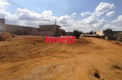 Lote de 300m², dentro de condomínio, próximo a eptg na colônia agrícola samambaia.
