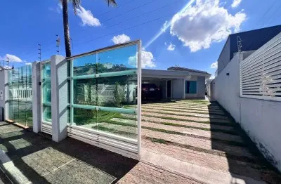 Imóvel de alto padrão moderna para aluguel em condomínio na rua 8