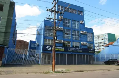 Prédio comercial de 5 pavimentos e 3 terrenos próximo do centro da capital