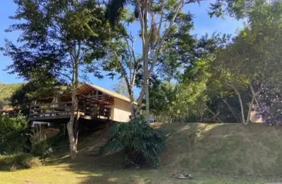 Chácara no condominio vale dos passaros com 3000m² de area- 150m² casa
