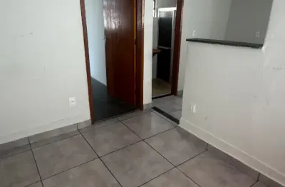 Casa com 1 quarto para alugar na Rua Viçosa, 173, Centro, Juiz de Fora