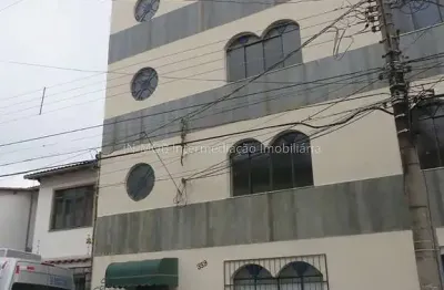 Apartamento com 3 quartos para alugar no Jardim Glória, Juiz de Fora 