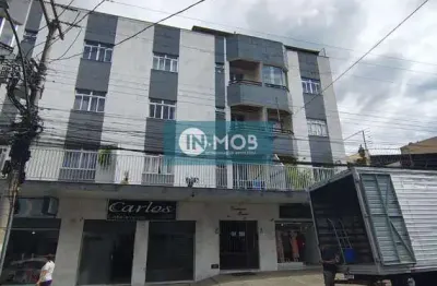 Apartamento de 01 quarto, sala, área externa, garagem no manoel honorio