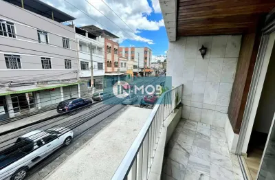 Apartamento excelente localização, perto do centro de JF por R$ 1000,00 + taxas