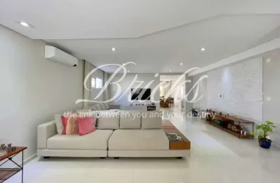 Casa em condominio no jardim prudencia com 4 dormitórios e 4 vagas