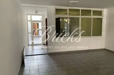 Casa com 3 quartos para alugar na Rua Tacoma, 66, Brooklin, São Paulo