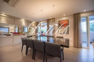 Paraiso, apartamento mobiliado a venda, 222m², 4 suítes, 4 vagas