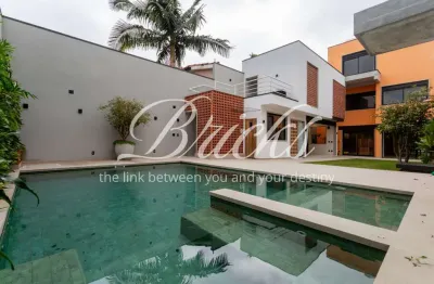 Casa espetacular com vista para o parque - 500 metros com elevador