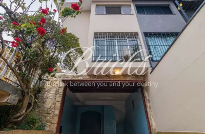 Casa com 4 quartos à venda na Rua Sebastião Rodrigues, 157, Alto de Pinheiros, São Paulo