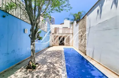 Sobrado à venda com piscina, área gourmet e 4 dormitórios (3 suítes) na vila clementino