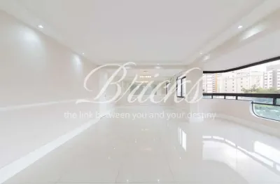 Apartamento á venda em moema 210m, 4 dormitórios, 3suítes, 3 vagas