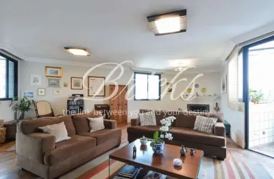 Apartamento com 4 quartos à venda na Avenida Chibarás, 853, Moema, São Paulo