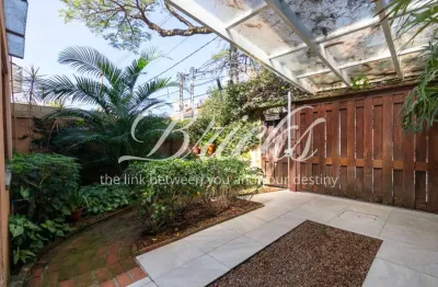 Casa com 3 quartos à venda na Rua Maranduba, 95, Aclimação, São Paulo