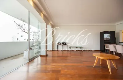 Apartamento reformado em santa cecilia com 268m² - andar alto - 1 por andar