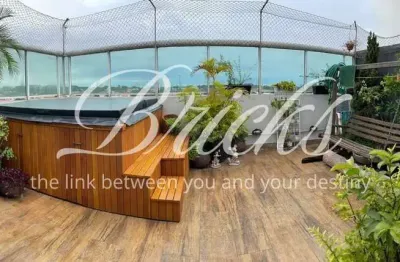 Cobertura reformada, moderna, proxima a estação praça da arvore