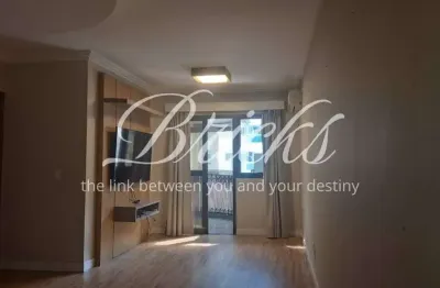 Vende e aluga apartamento reformado com 3 suites 2 vagas de garagem