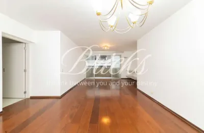 Vende apartamento em moema com 3 dormitorios 2 vagas de garagem