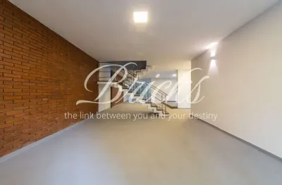 Casa com 4 quartos para alugar na Alameda dos Tupiniquins, 1210, Moema, São Paulo