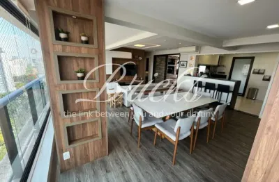 Apartamento em andar alto, vista maravilhosa, 3 suites, lazer completo