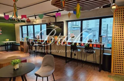 Casa comercial para alugar na Avenida Macuco, 726, Moema, São Paulo