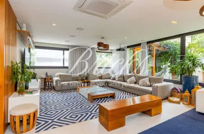 Casa em condomínio fechado com 4 quartos à venda na Rua José Gambarini, 120, Alto da Boa Vista, São Paulo