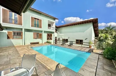 Casa à venda, 4 dorm (3 suítes)com 359m² por r$ 1.700.000, fazendinha , granja viana , carapicuíba,