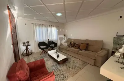 Casa com 3 quartos à venda na rua das castanheiras, 662, meaípe, guarapari por r$ 1.050.000