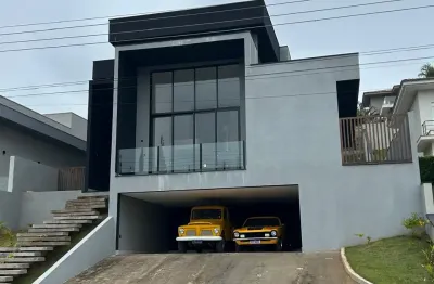 Casa nova no condomínio villagio paradiso - preço atrativo para finalizar do seu jeito! - 3 suítes, escritório, banheira, piscina