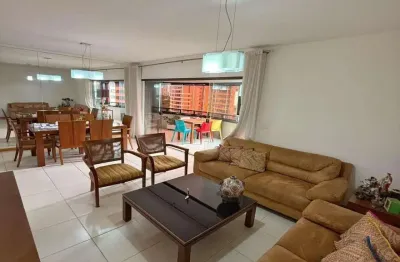 Alphaville: exelente 3 suítes, com 136m² e 4 vagas de garagem!!