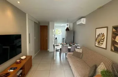 Guarajuba: belíssimo village, decorado, com porteira fechada, pronto pra morar!