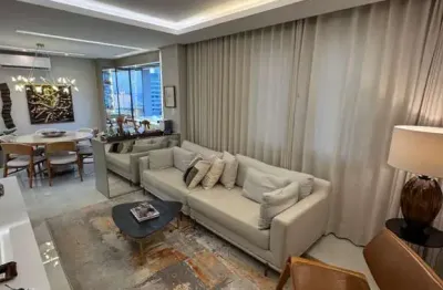 Oportunidade única: apartamento decorado, com 2/4 suítes, 3 vagas na pituba!