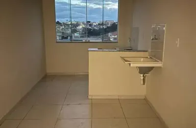 Kitnet / stúdio para alugar na rua benedito gomes de assis, 400, arcádia, conselheiro lafaiete por r$ 700