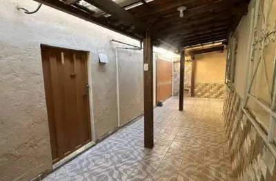Casa em condomínio fechado com 3 quartos para alugar na rua expedicionário rubens de souza, 639, lourdes, conselheiro lafaiete por r$ 1.800