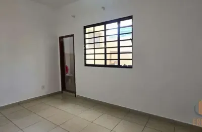 Sala comercial para alugar na rua josé nicolau de queiroz, 296, centro, conselheiro lafaiete por r$ 780
