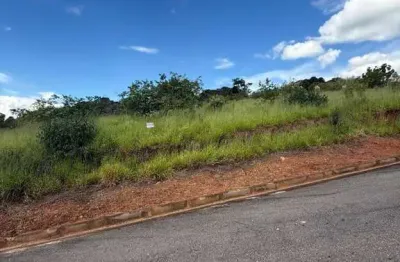 Terreno em condomínio fechado à venda na praça pimentel duarte, 2, cidade jardim, conselheiro lafaiete por r$ 150.000