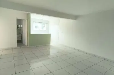 Apartamento com 2 quartos para alugar na rua dias de souza, 526, cachoeira, conselheiro lafaiete por r$ 1.200